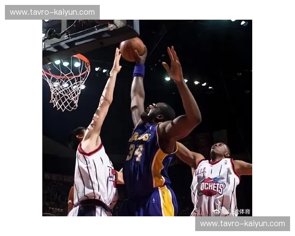 尘封的王者之战：2011湖人vs公牛，记忆深处的经典回响